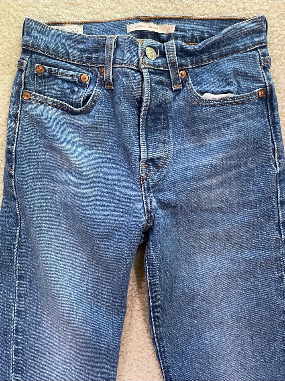 Levi's Wedgie Medium Blue Straight Leg Women's Jeans Size 24